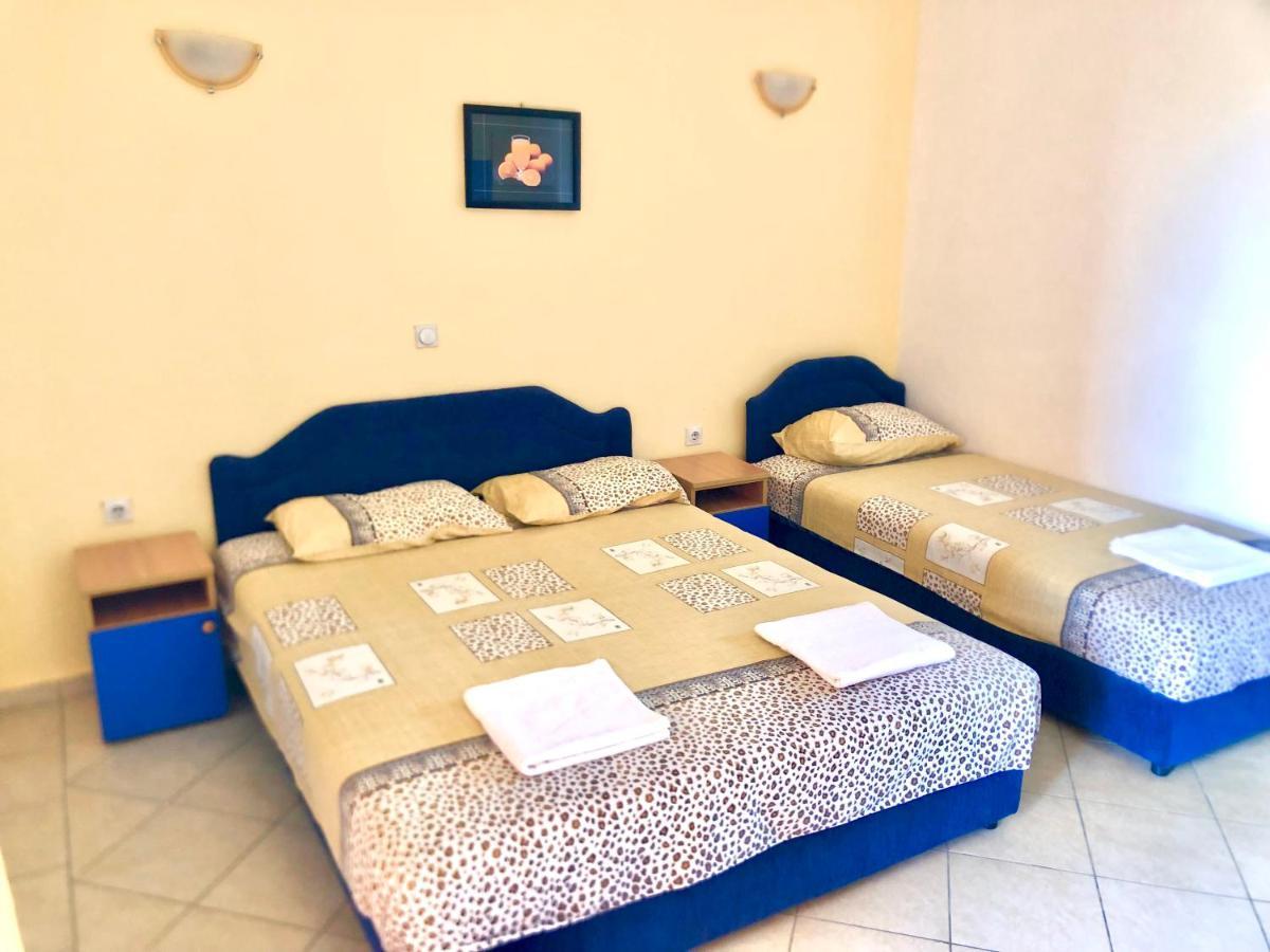 Delfini Holiday Homes Ulcinj Extérieur photo
