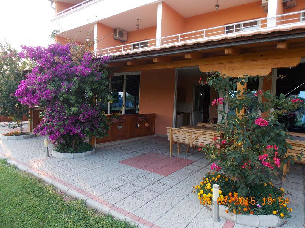 Delfini Holiday Homes Ulcinj Extérieur photo